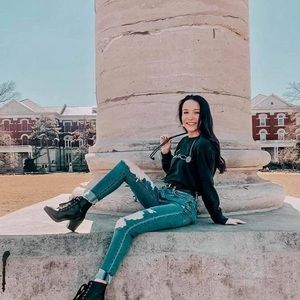 Meet your Posher, Bridget